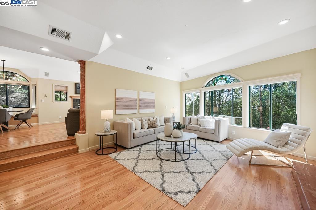 MONTCLAIR - Residential