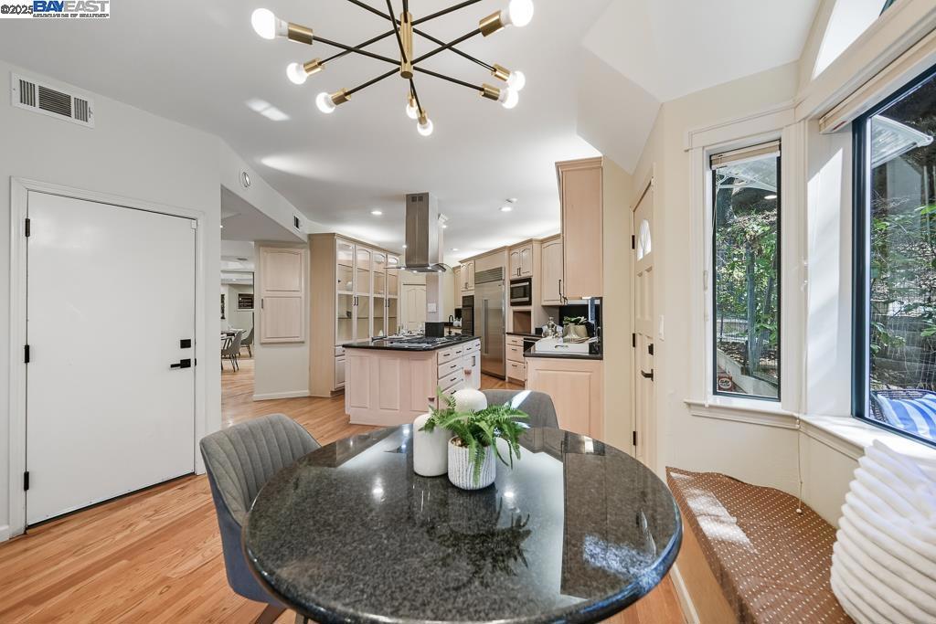 MONTCLAIR - Residential