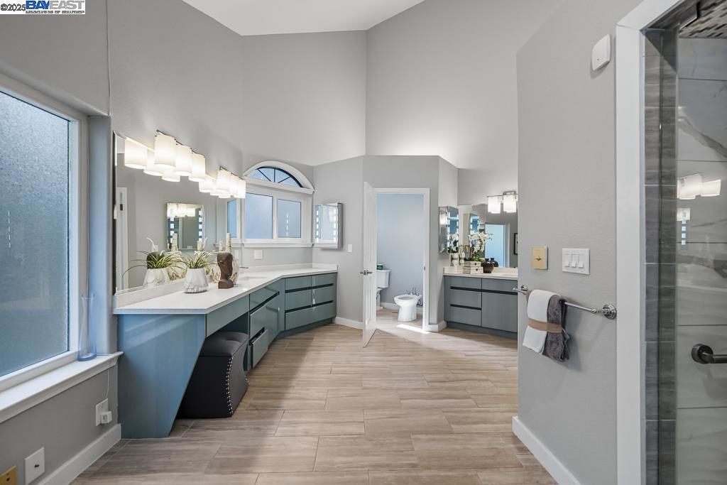 MONTCLAIR - Residential