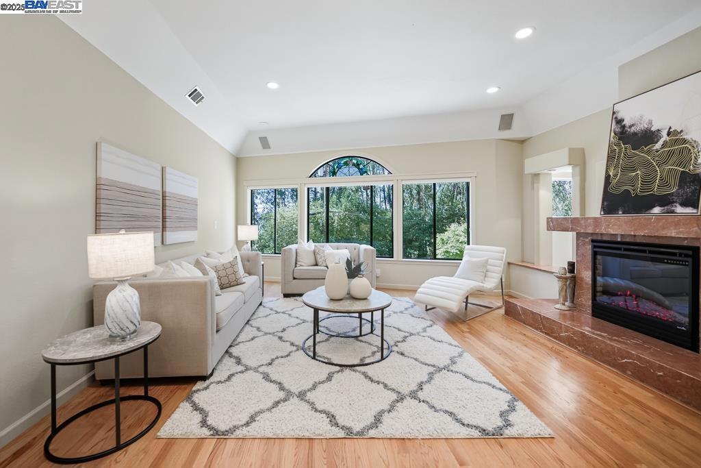 MONTCLAIR - Residential