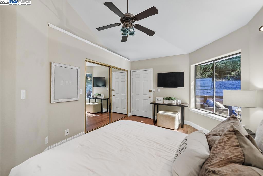 MONTCLAIR - Residential
