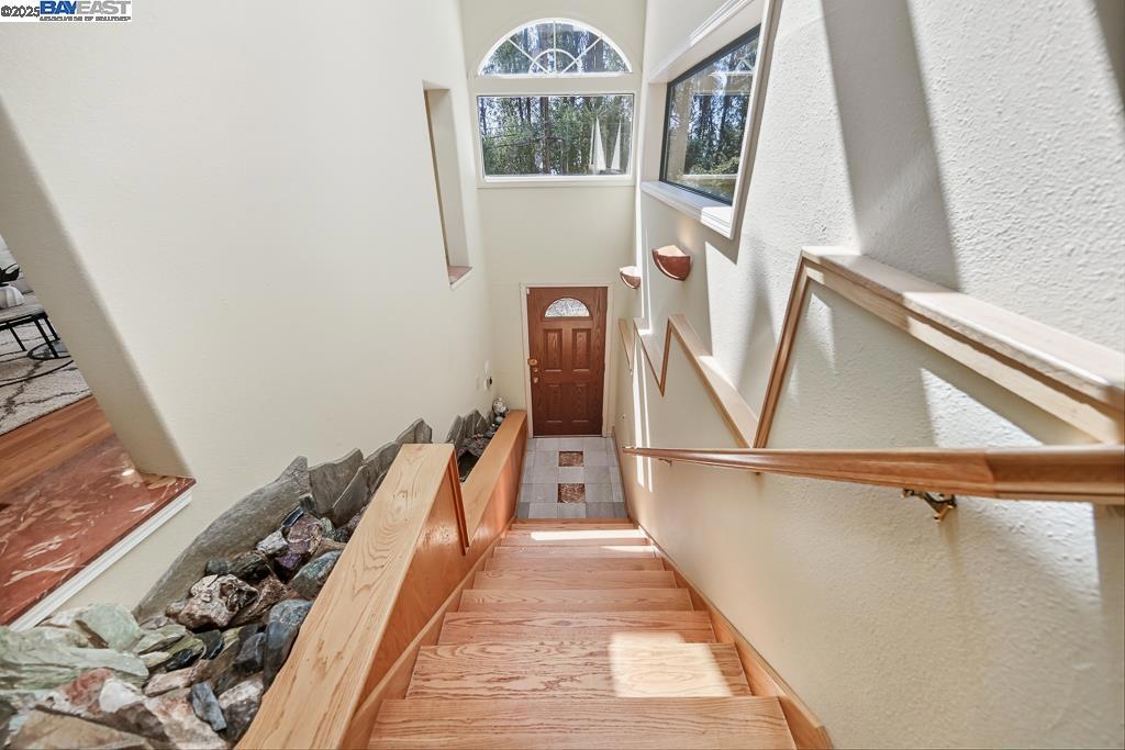 MONTCLAIR - Residential