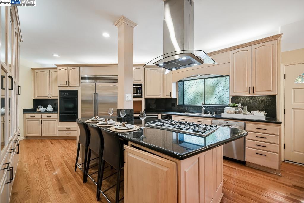 MONTCLAIR - Residential