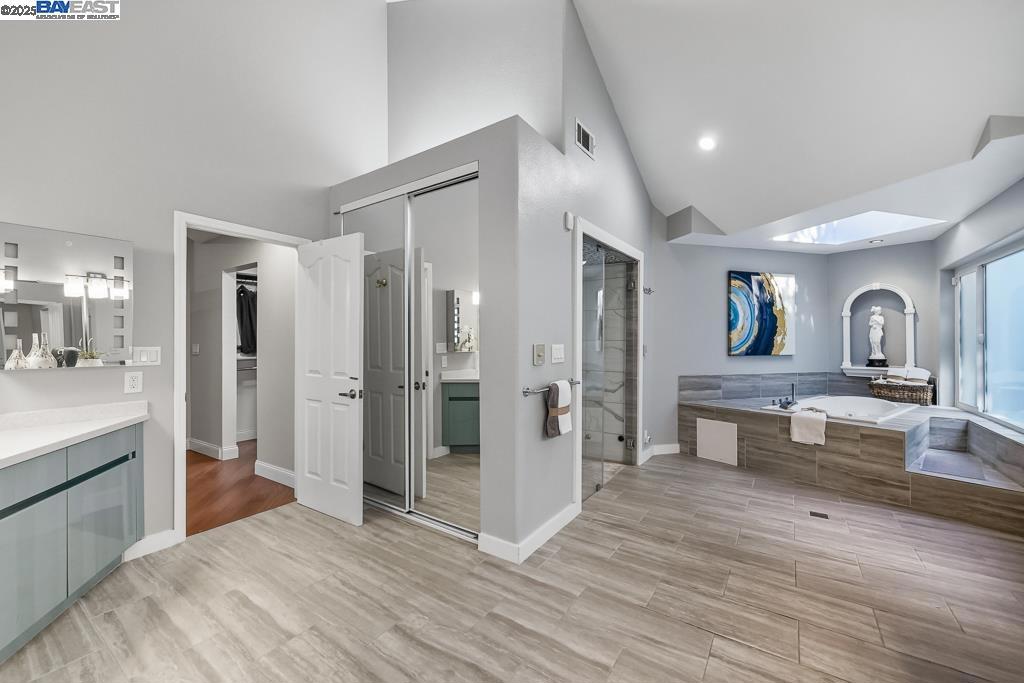 MONTCLAIR - Residential