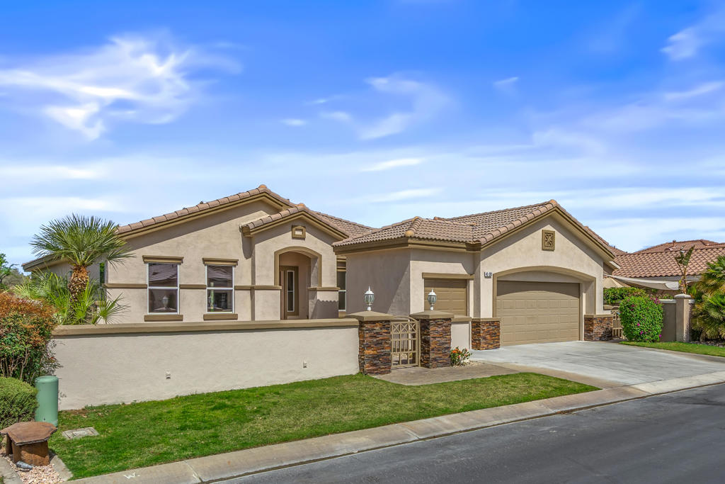 Heritage Palms CC - Residential