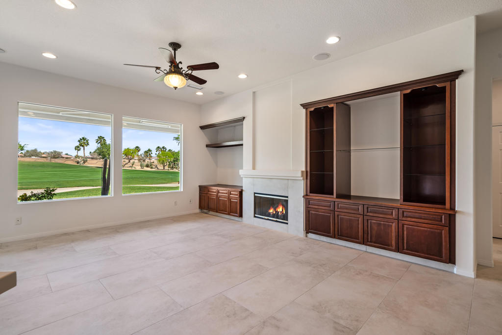 Heritage Palms CC - Residential