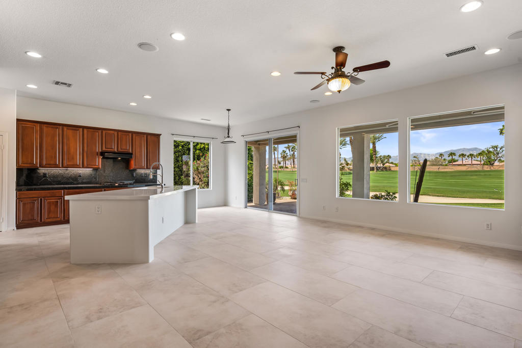 Heritage Palms CC - Residential