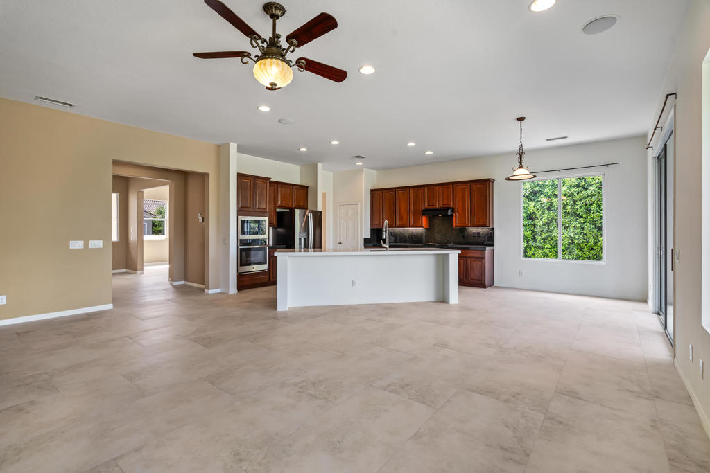 Heritage Palms CC - Residential