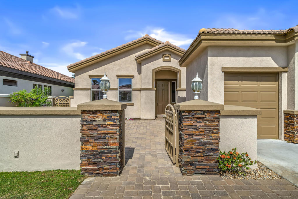 Heritage Palms CC - Residential