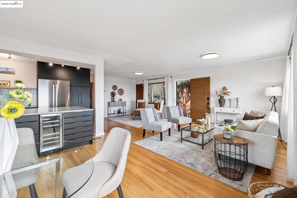 SAN LEANDRO HLLS - Residential