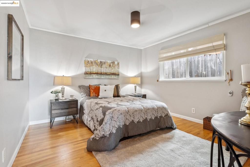 SAN LEANDRO HLLS - Residential