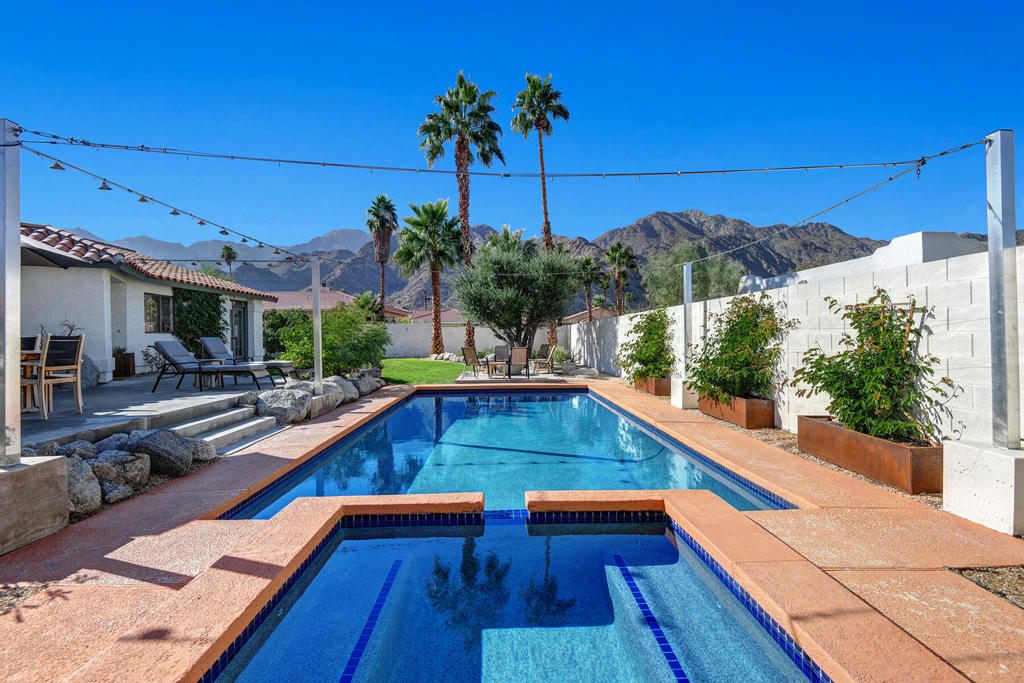 La Quinta Cove - Residential