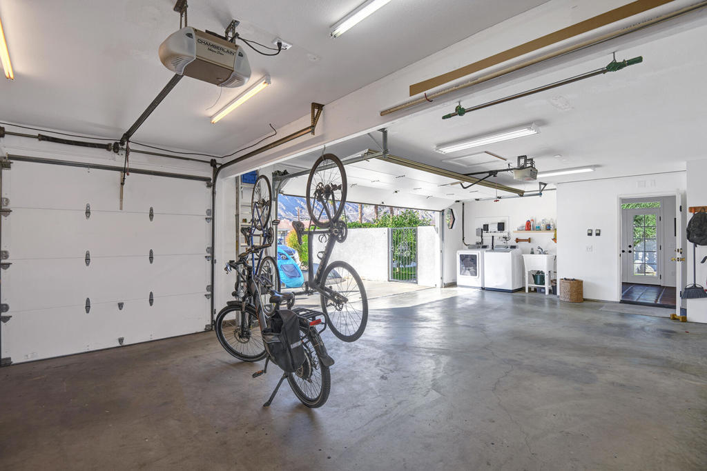 La Quinta Cove - Residential