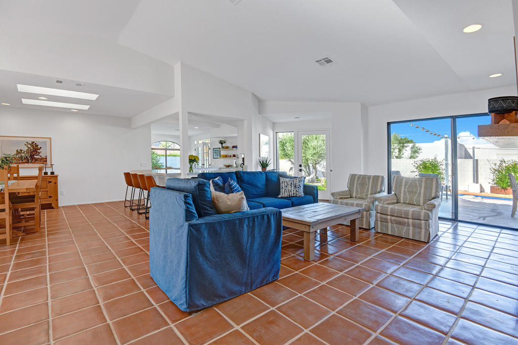 La Quinta Cove - Residential