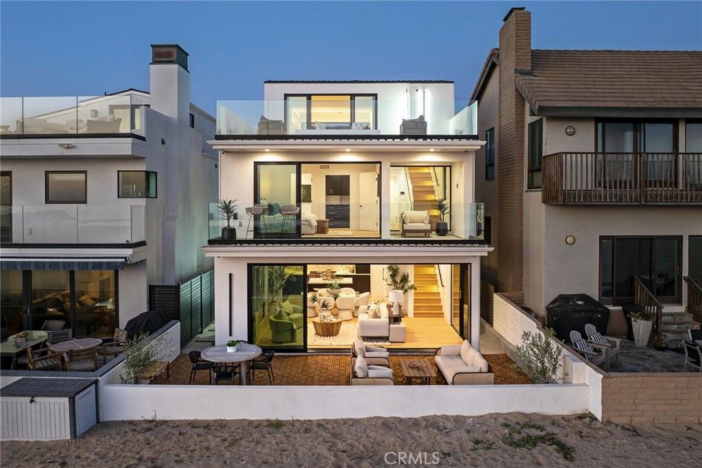 Photo of 5007 Seashore Dr, Newport Beach, CA 92663 (MLS # NP25251439)