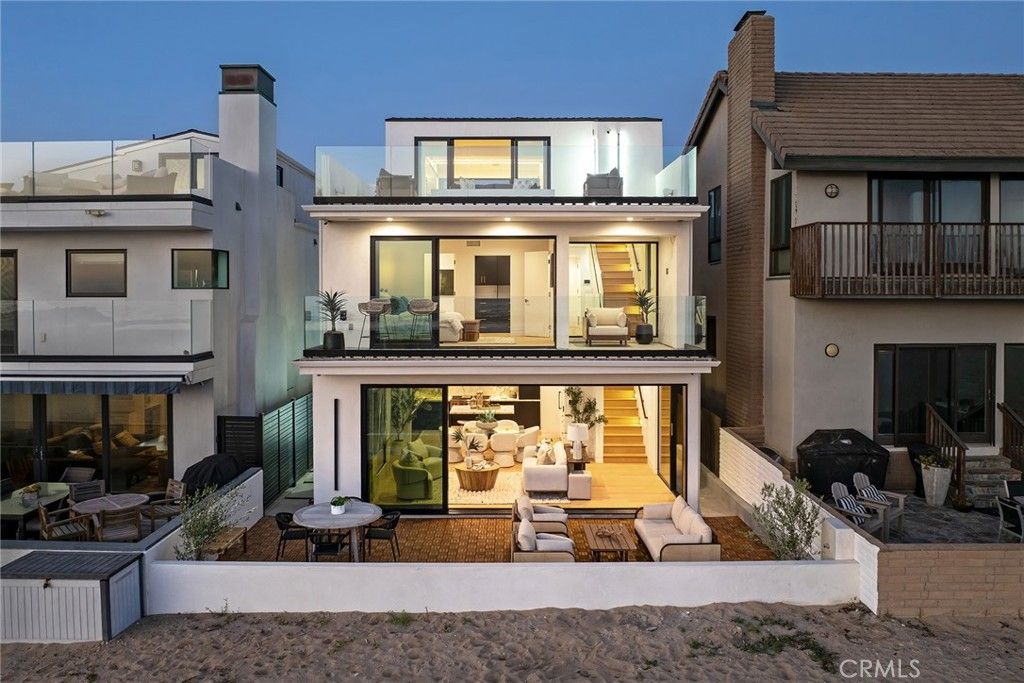 Photo of 5007 Seashore Dr, Newport Beach, CA 92663 (MLS # NP25251439)