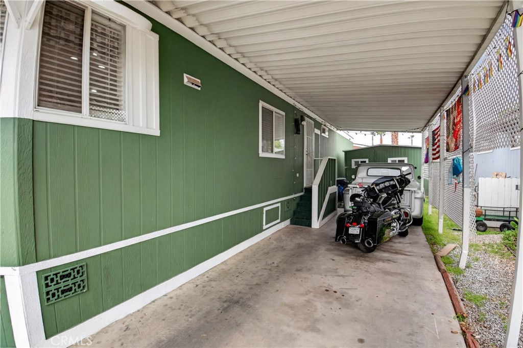 1150 N Kirby N 109