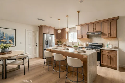MLS: OC26194233