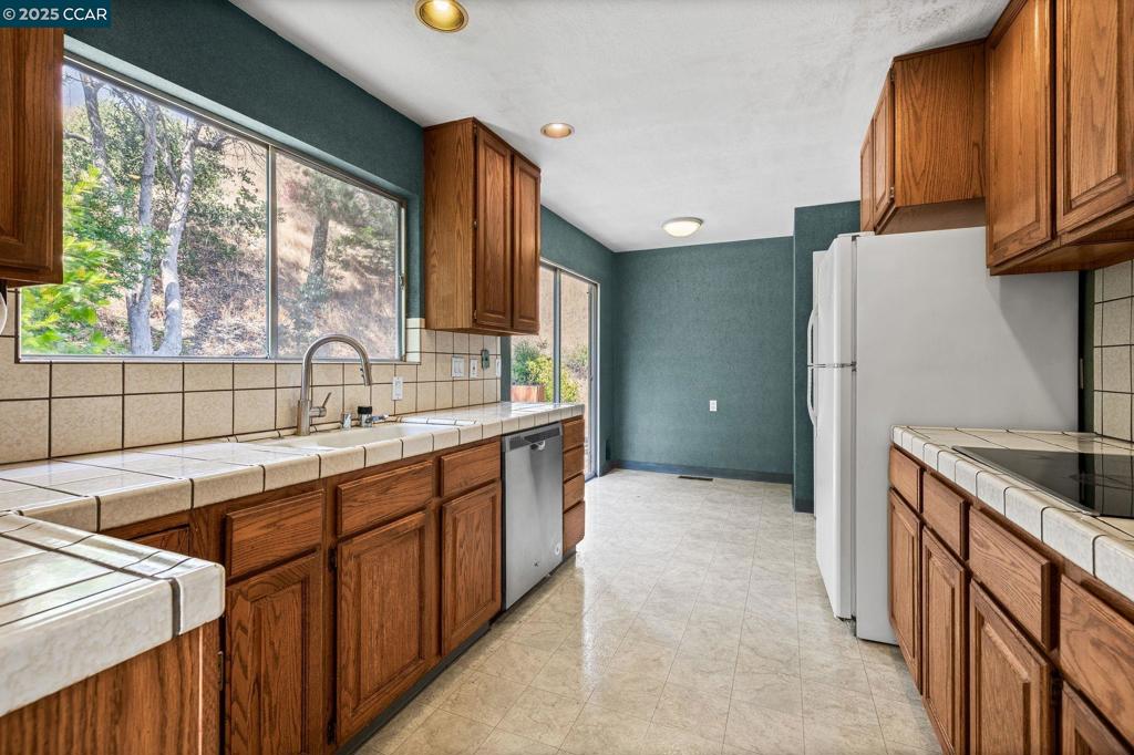 Not Listed - Residential