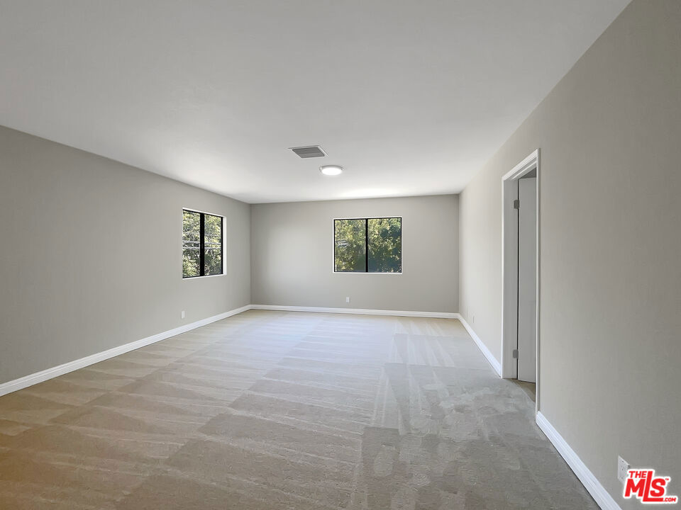 457 S Ventu Park Road