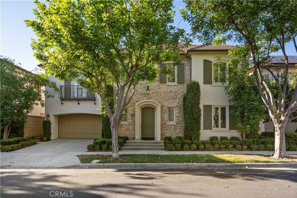 59 Acorn Glen