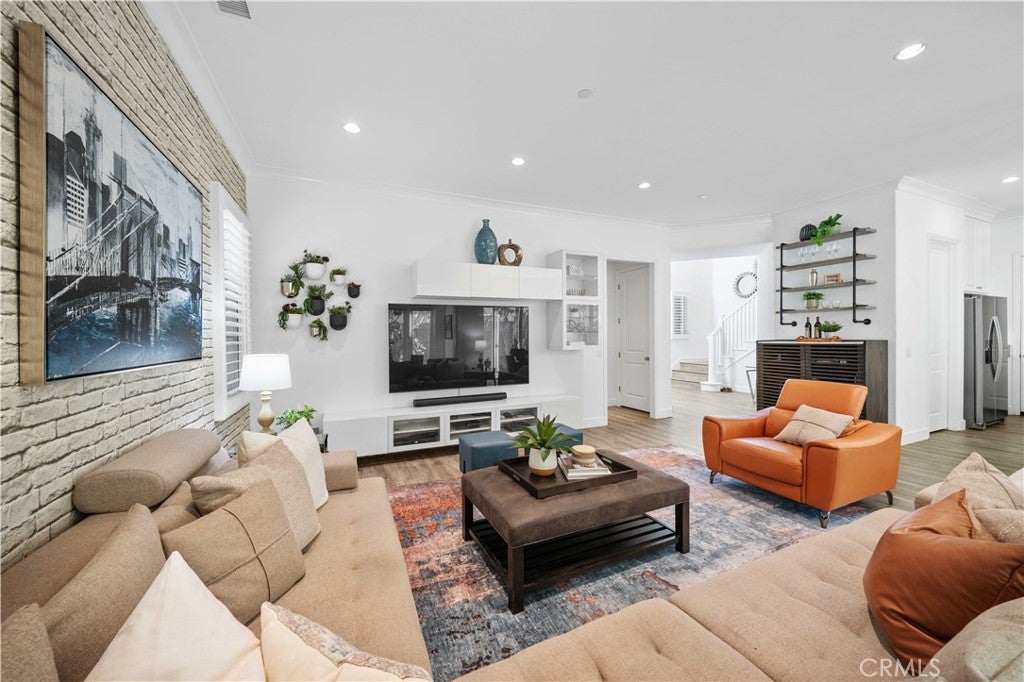 59 Acorn Glen