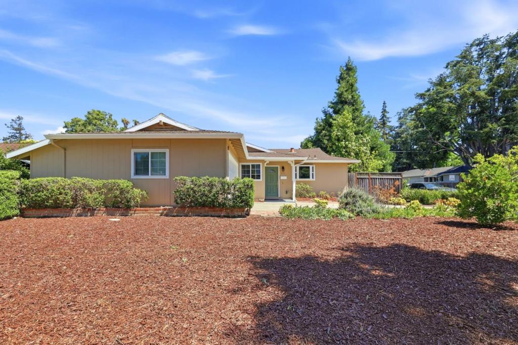1398 Garrans Drive