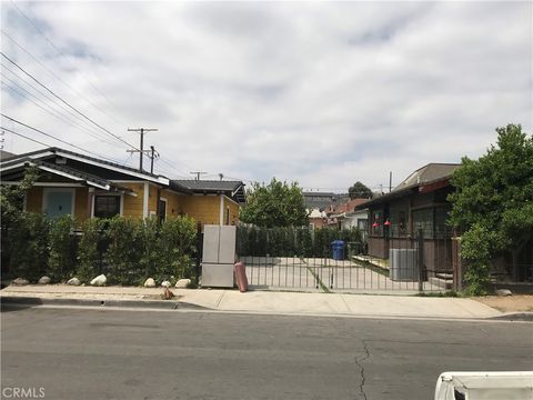 Photo of 514 W River Street, Los Angeles, CA 90065 (MLS # GD26030973)