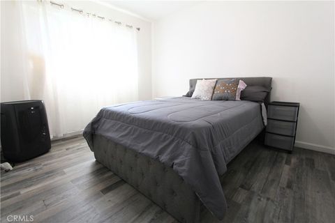 Tiny photo for 4822 Live Oak St ST, Cudahy, CA 90201 (MLS # DW26152463)