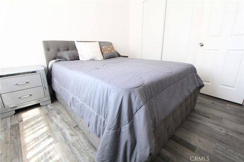 Tiny photo for 4822 Live Oak St ST, Cudahy, CA 90201 (MLS # DW26152463)