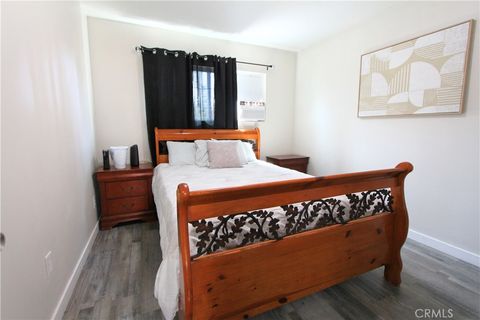 Tiny photo for 4822 Live Oak St ST, Cudahy, CA 90201 (MLS # DW26152463)