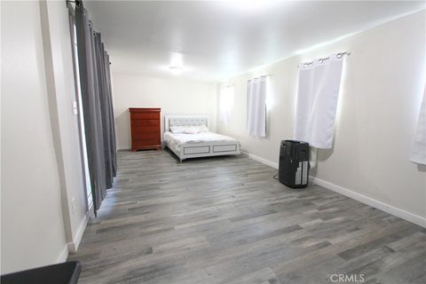 Tiny photo for 4822 Live Oak St ST, Cudahy, CA 90201 (MLS # DW26152463)