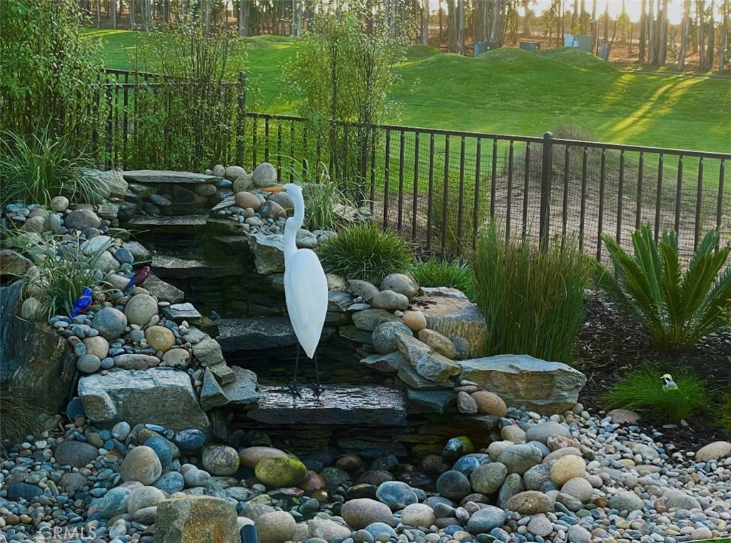 1958 Eucalyptus Road