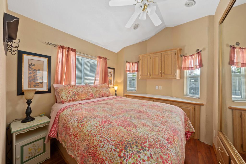 Rancho Casa Blanca - Manufactured In Park