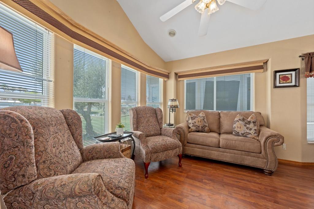 Rancho Casa Blanca - Manufactured In Park