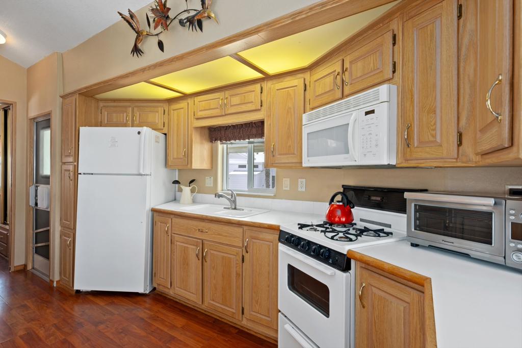 Rancho Casa Blanca - Manufactured In Park