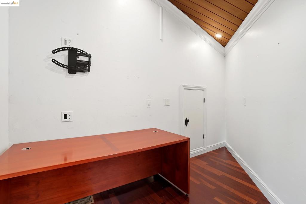 DEEP WATER - Residential