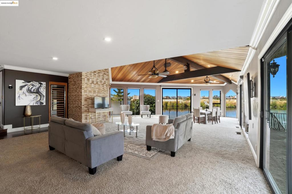 DEEP WATER - Residential