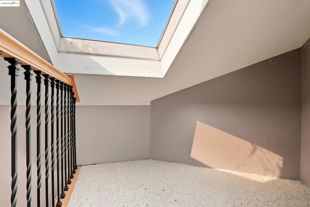 DEEP WATER - Residential