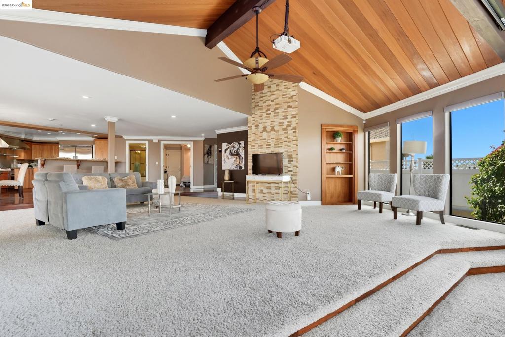 DEEP WATER - Residential