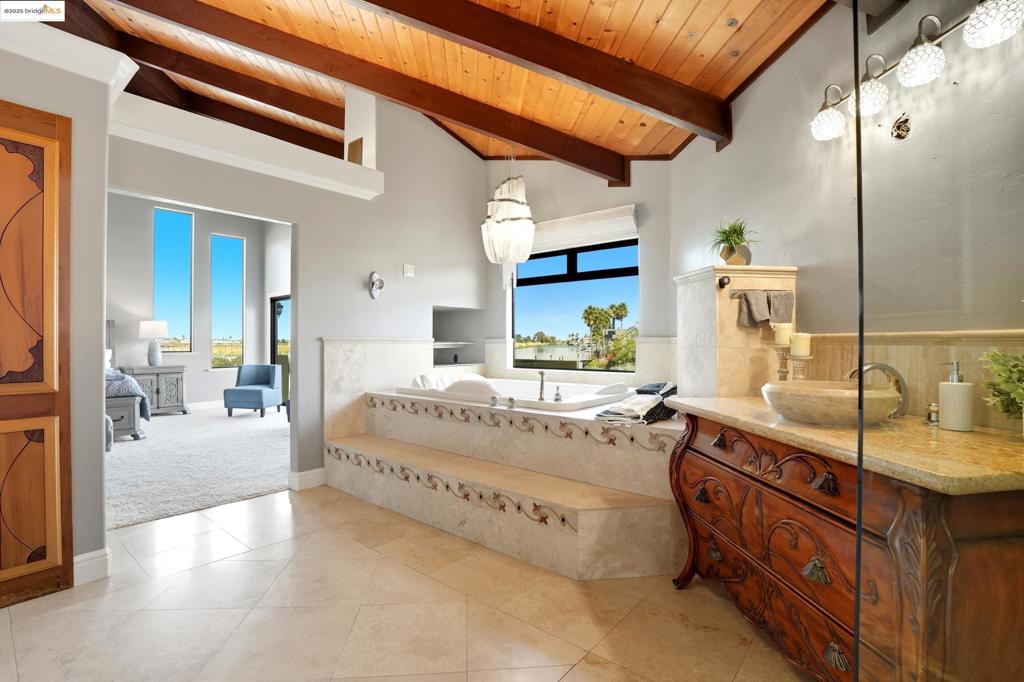 DEEP WATER - Residential