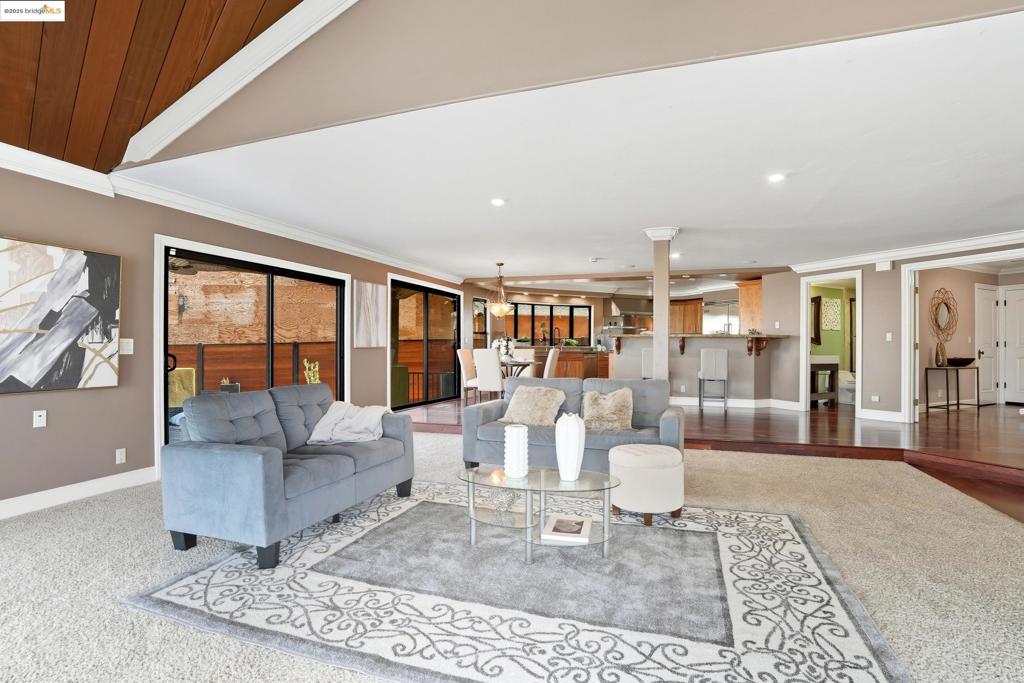 DEEP WATER - Residential