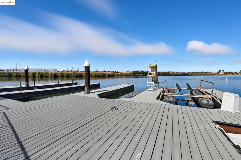 DEEP WATER - Residential