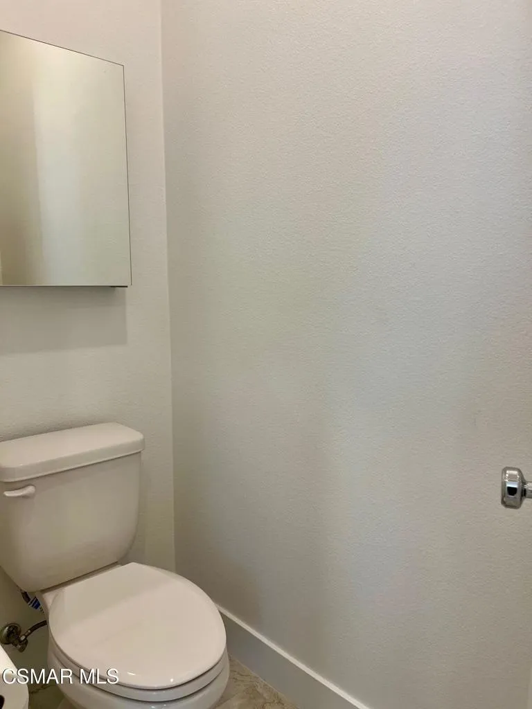 Camarillo, California 93010, United States, 4 Bedrooms Bedrooms, ,3 BathroomsBathrooms,Residential,Active,233480