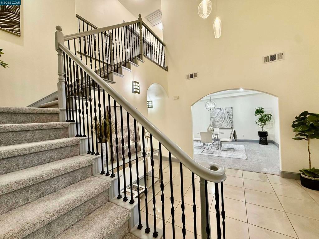 Photo of 719 Sarah Therese Way, Modesto, CA 95351 (MLS # 41118838)