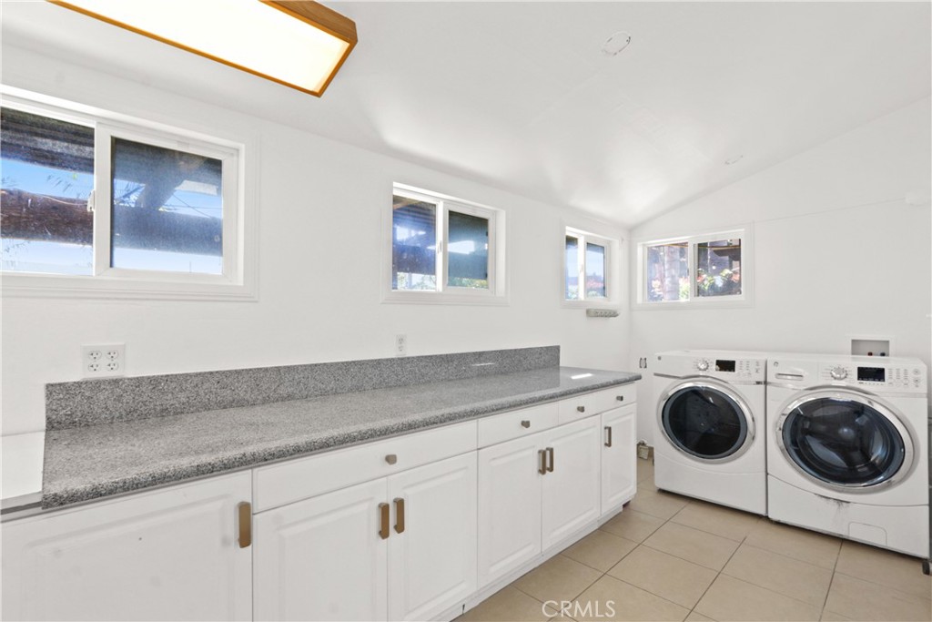 Artcraft Manor (AM) - Residential Lease