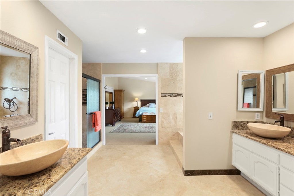 Stonegate (STGT) - Residential Lease