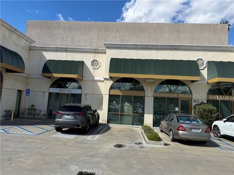 Photo of 1615 W. Glenoaks, Glendale, CA 91201 (MLS # BB26037340)