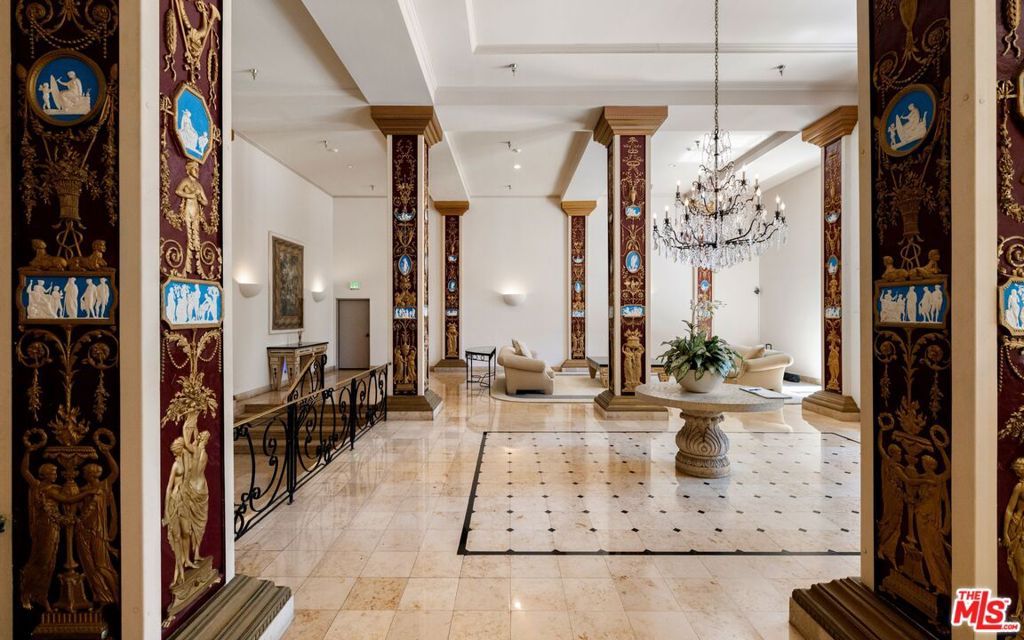 Photo of 9249 Burton Way #501, Beverly Hills, CA 90210 (MLS # 26633767)