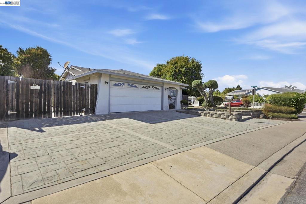 4409 Darwin Dr